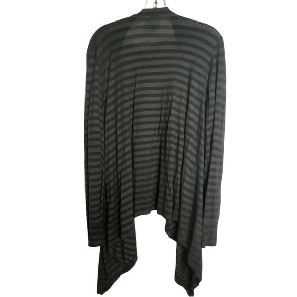 Lane Bryant Coverup Wrap - Picture 4 of 4